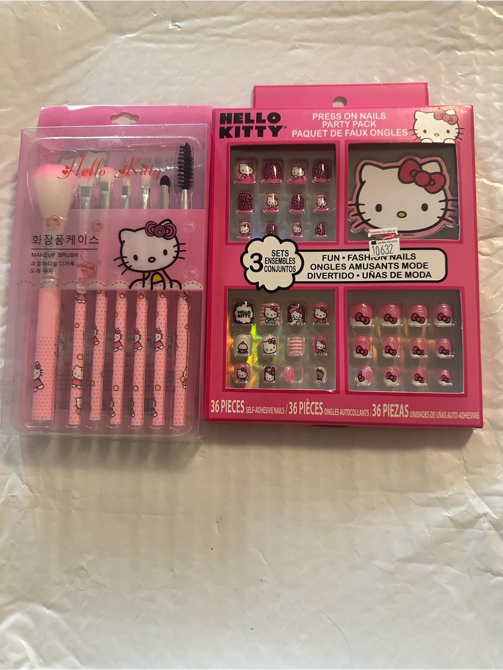 Hello Kitty 7pc Makeup Brush Set + 36pc Press On Nails Bundle NEW